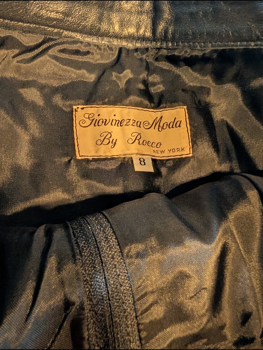 2/40$ Vintage Black Leather Midi Skirt with Panel Seams - Picture 2 of 7